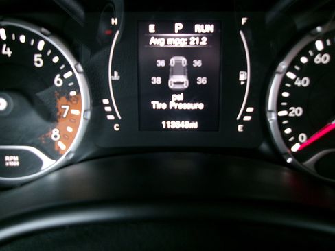 Used 2016 Jeep Renegade 75th Anniversary image 18