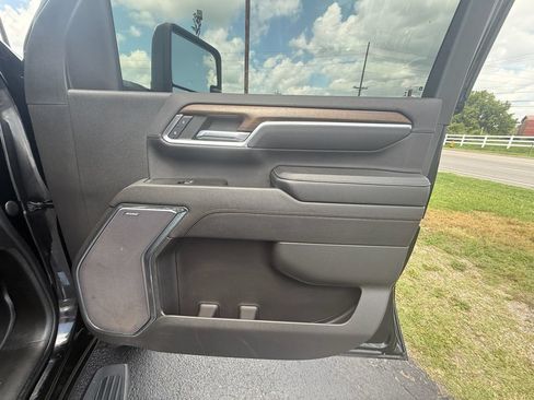 Used 2024 Chevrolet Silverado 2500 High Country w/ High Country Premium Package AWD/4WD image 25
