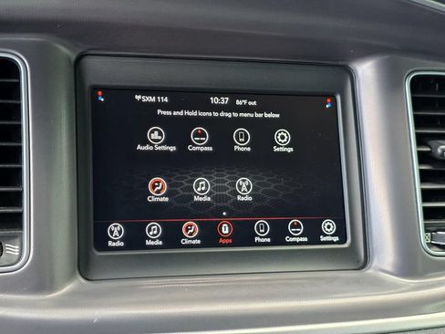 Used 2022 Dodge Charger SXT RWD image 14