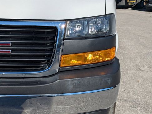 Used 2024 GMC Savana 2500 w/ Driver Convenience Package image 10