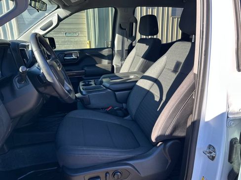 Used 2022 Chevrolet Silverado 1500 LT AWD/4WD image 16