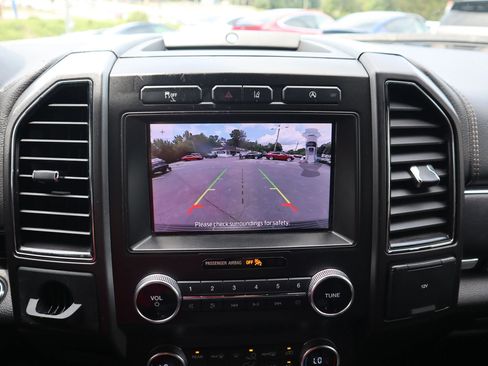 Used 2020 Ford Expedition Max Limited RWD image 22