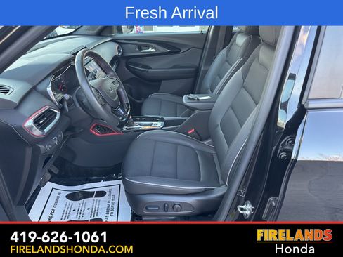 Used 2023 Chevrolet TrailBlazer RS w/ Convenience Package image 12