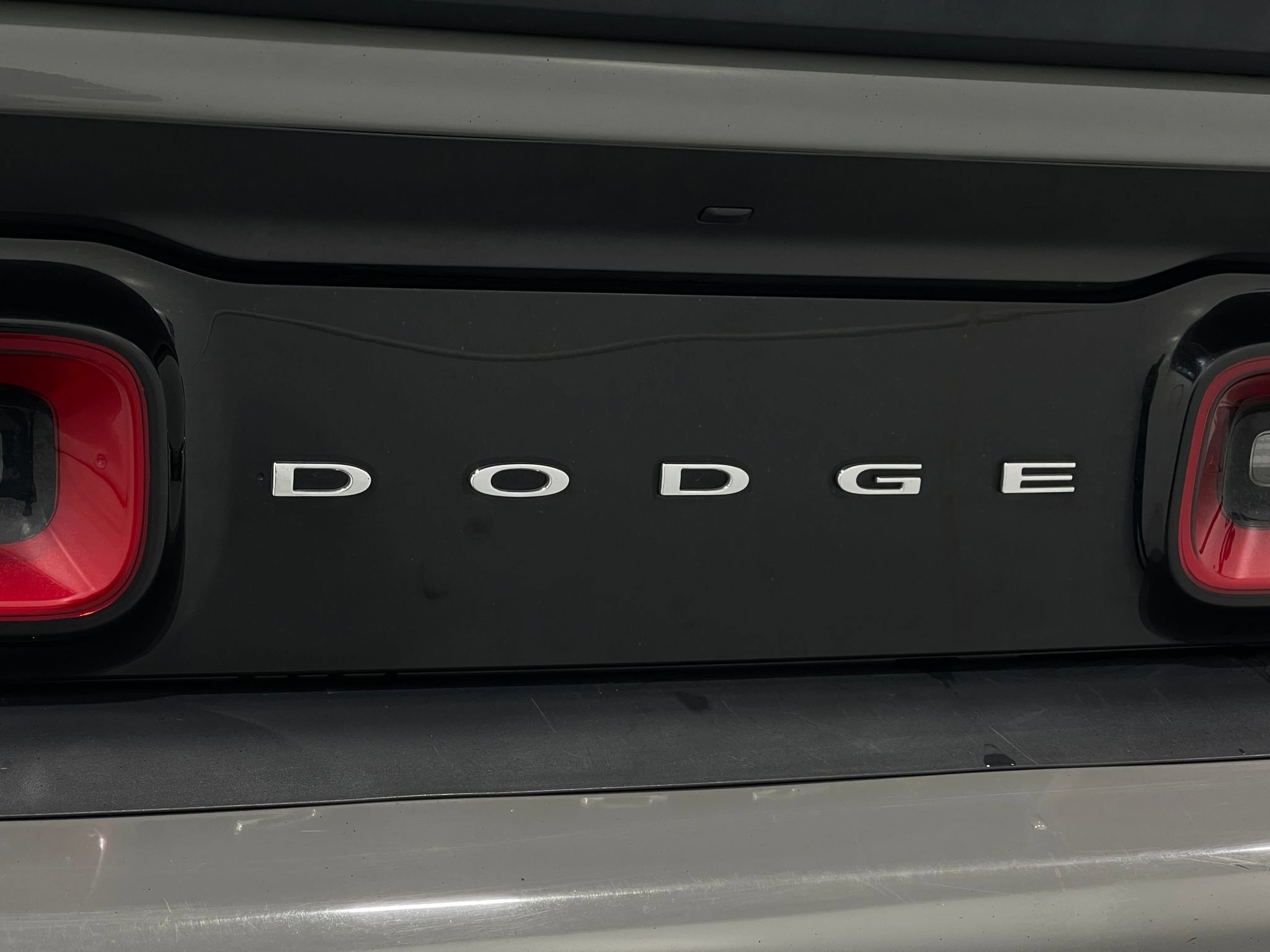 Used 2018 Dodge Challenger R/T RWD image 37