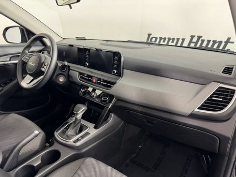 Used 2026 Kia Seltos LX FWD image 36