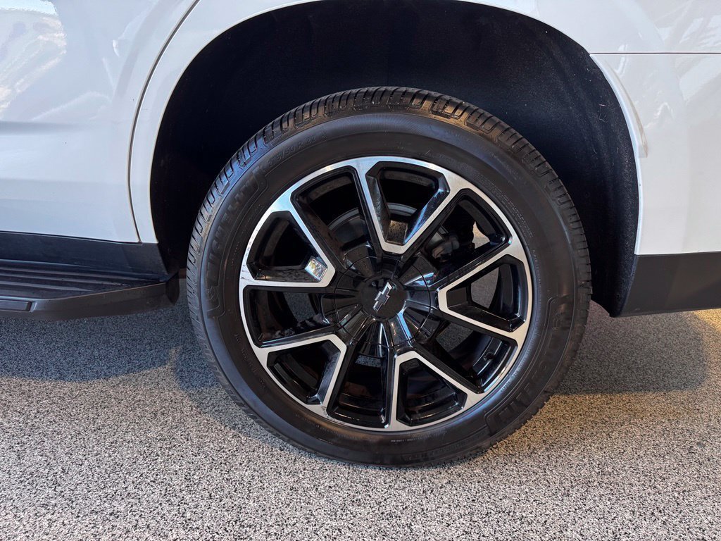 Used 2021 Chevrolet Tahoe RST AWD/4WD image 14