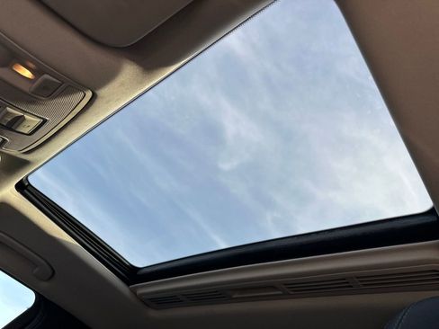 Used 2014 Mercedes-Benz ML 350 4MATIC image 24