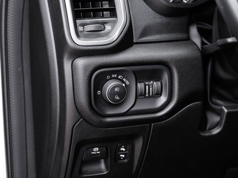 Used 2023 RAM 1500 Laramie AWD/4WD image 40