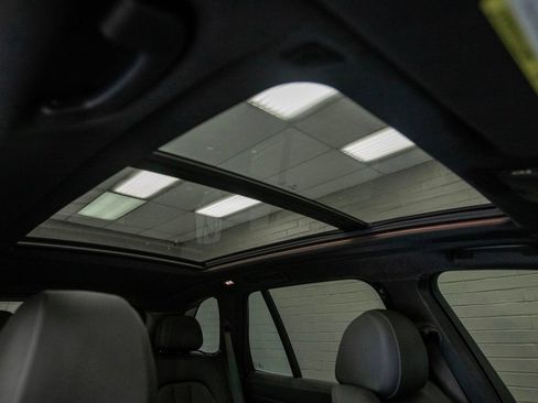 Used 2022 BMW X5 xDrive40i w/ Climate Comfort Package AWD/4WD image 25
