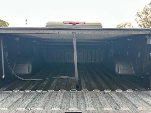 Used 2025 GMC Sierra 1500 AT4 w/ AT4 Premium Package image 19