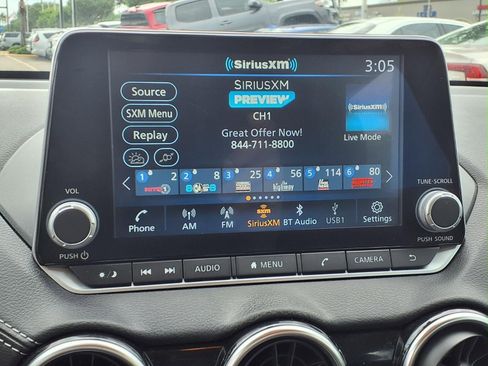 Used 2024 Nissan Sentra SV FWD image 5