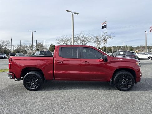 Used 2023 Chevrolet Silverado 1500 RST image 2