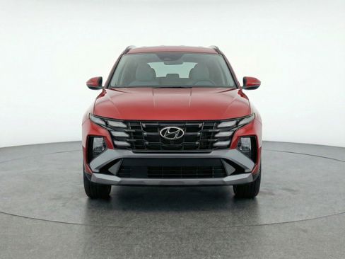 Used 2025 Hyundai Tucson SEL image 2