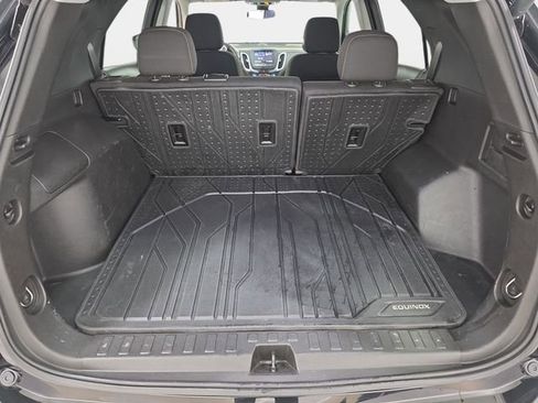 Used 2021 Chevrolet Equinox LT image 34