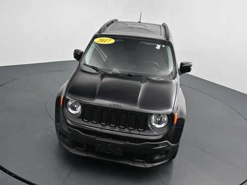 Used 2017 Jeep Renegade Altitude FWD image 25