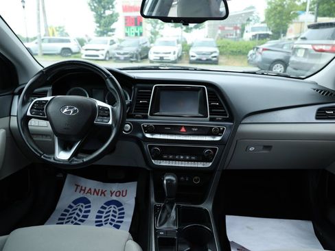 Used 2019 Hyundai Sonata SEL FWD image 16
