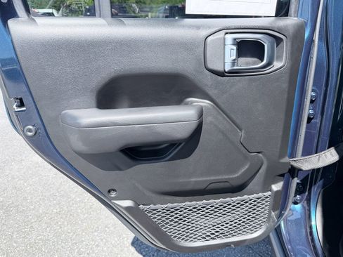 Used 2025 Jeep Gladiator Sport AWD/4WD image 30