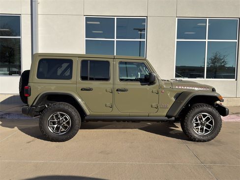 New 2025 Jeep Wrangler Rubicon image 5