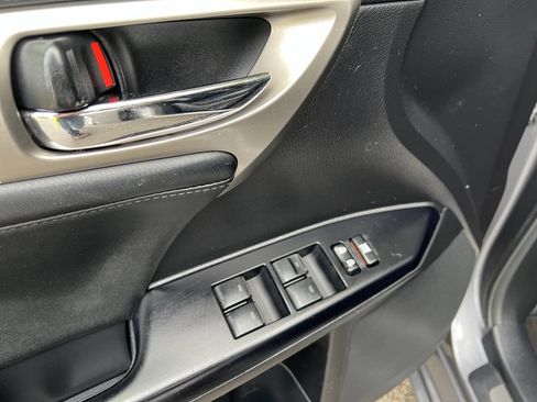 Used 2015 Lexus CT 200h FWD image 15
