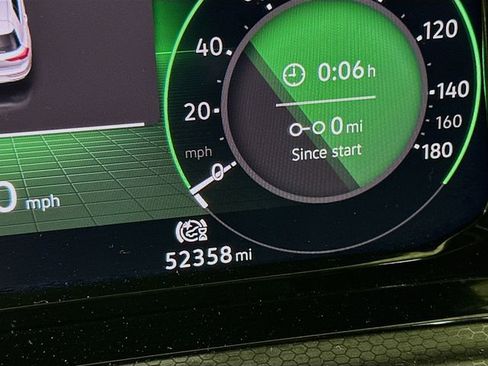 Used 2022 Volkswagen GTI Autobahn image 13