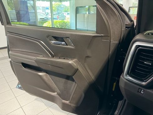 Used 2024 GMC Canyon Elevation w/ Convenience Package AWD/4WD image 25