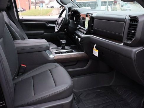 New 2026 GMC Sierra 1500 SLT w/ SLT Premium Plus Package image 7