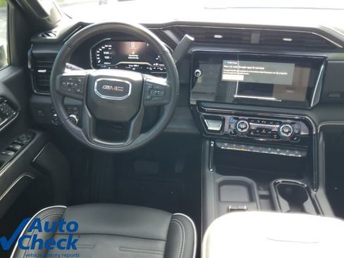 Used 2024 GMC Sierra 2500 AT4X AWD/4WD image 15