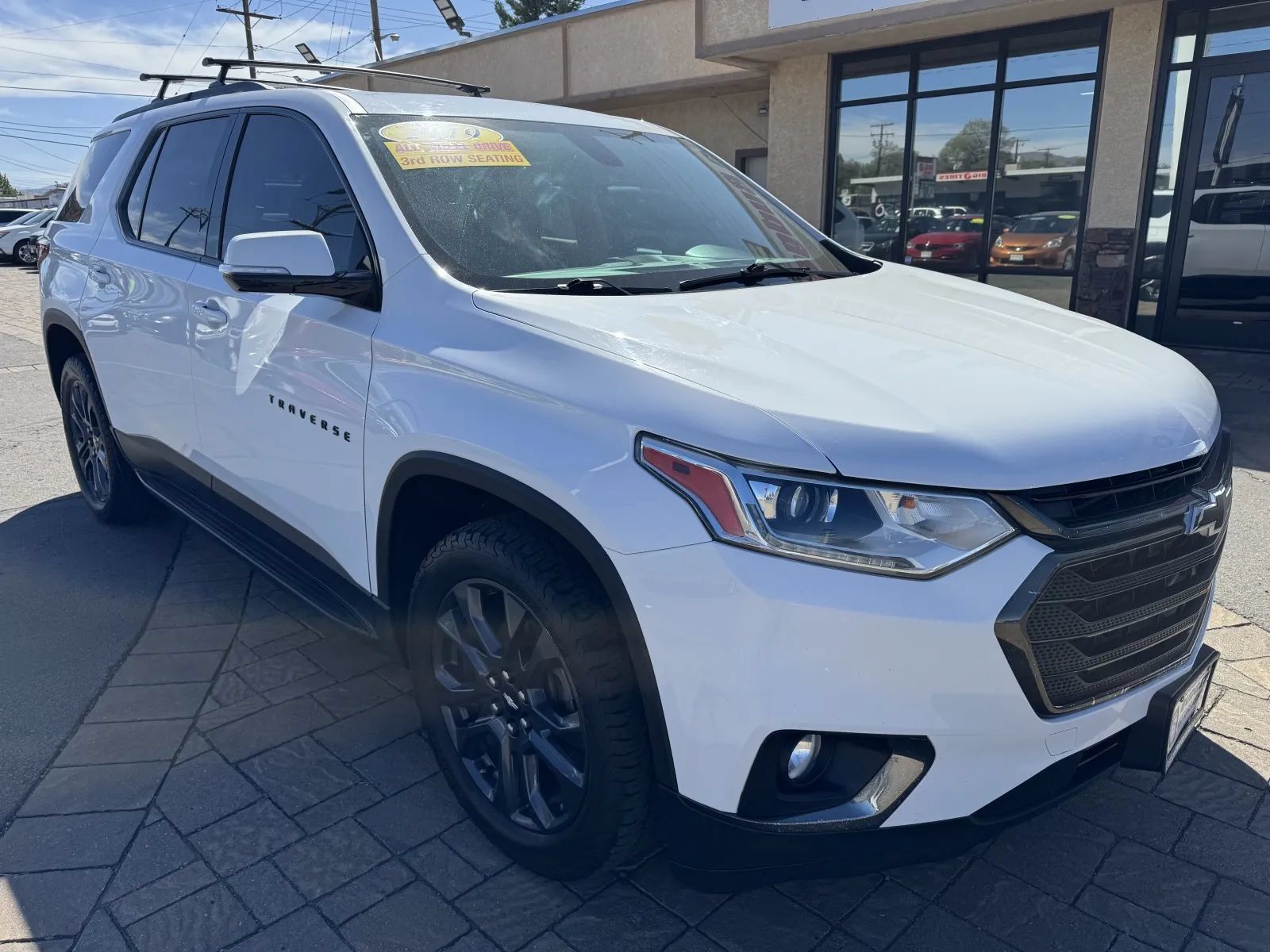 Used 2019 Chevrolet Traverse RS w/ LPO, 'HIT The Road' Package AWD/4WD image 8