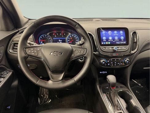 Used 2024 Chevrolet Equinox RS AWD/4WD image 41