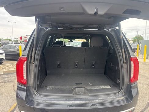 Used 2021 GMC Yukon Denali w/ Denali Premium Package AWD/4WD image 5