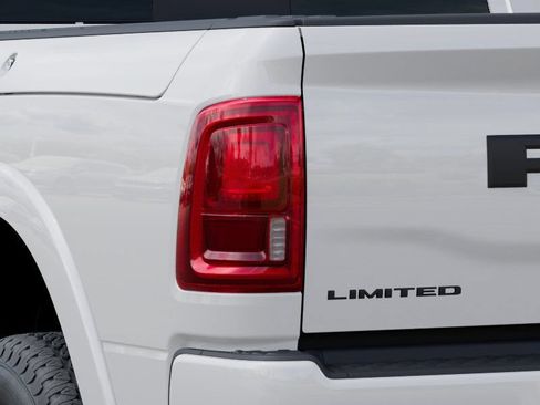 New 2026 RAM 2500 Limited AWD/4WD image 9