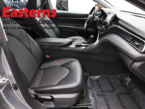 Used 2023 Toyota Camry SE FWD image 23