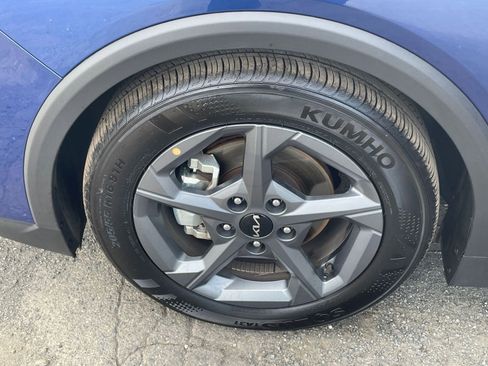 Used 2025 Kia K4 LXS image 29