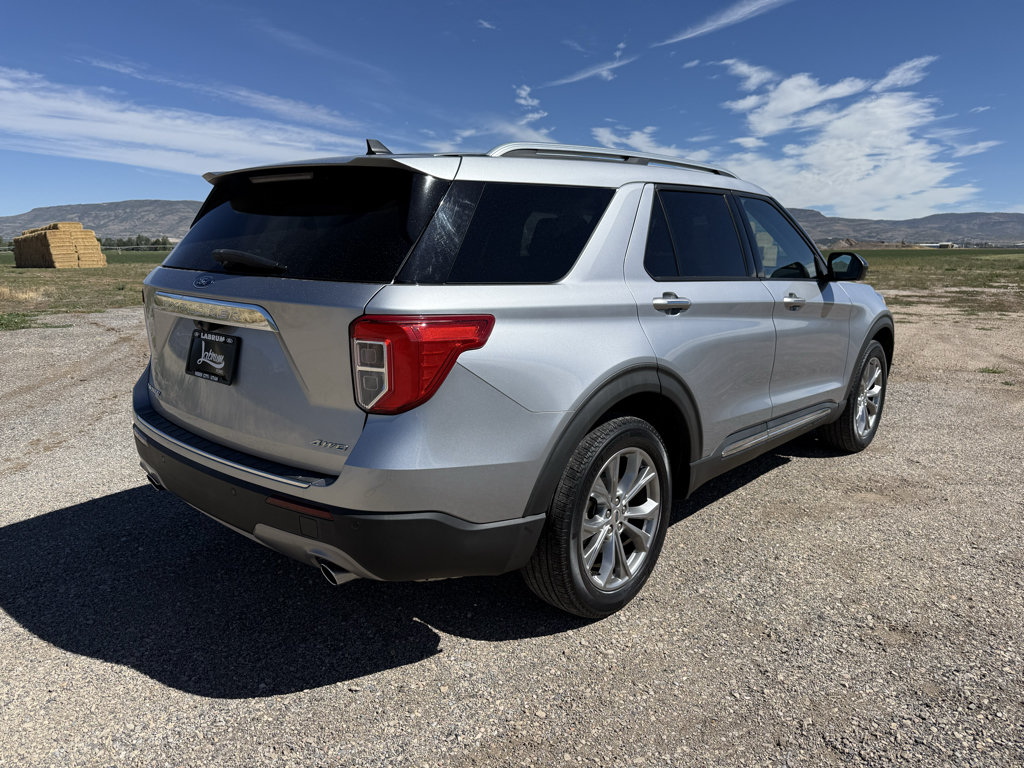 Used 2022 Ford Explorer Limited AWD/4WD image 7
