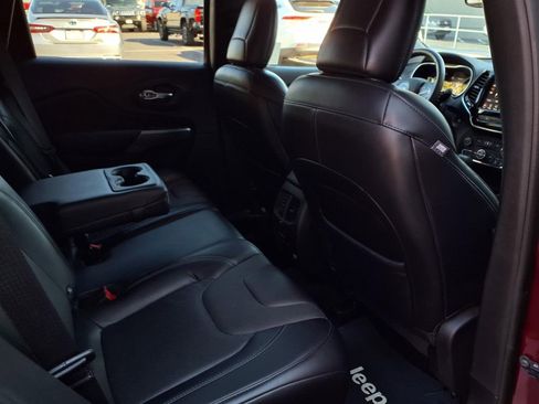 Used 2019 Jeep Cherokee Limited w/ Trailer Tow Group image 22