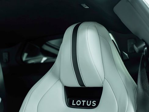 New 2025 Lotus Emira image 22