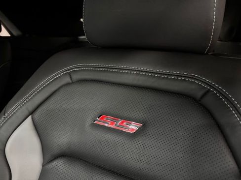 Used 2023 Chevrolet Camaro SS RWD image 41