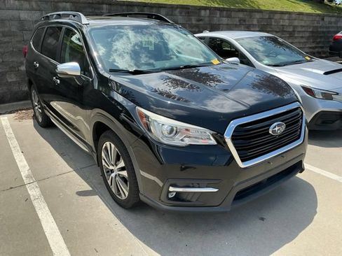 Used 2019 Subaru Ascent Touring w/ Popular Package #3 AWD/4WD image 3