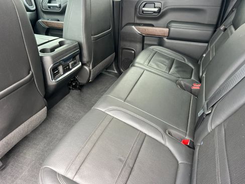 Used 2022 GMC Sierra 1500 Denali w/ Technology Package image 5