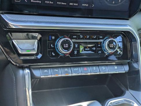 Certified 2023 GMC Sierra 1500 Denali w/ Technology Package AWD/4WD image 24