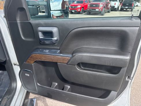 Used 2018 GMC Sierra 2500 Denali w/ Duramax Plus Package image 19