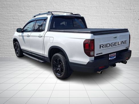 Used 2024 Honda Ridgeline Black Edition image 6