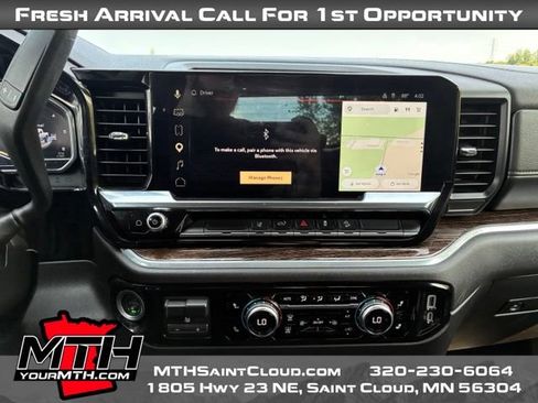 Used 2025 GMC Sierra 3500 SLE w/ SLE Convenience Package AWD/4WD image 12