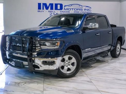Used 2022 RAM 1500 Laramie AWD/4WD image 3
