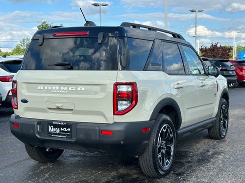Used 2025 Ford Bronco Sport Outer Banks w/ Outer Banks Tech Package+ AWD/4WD image 7