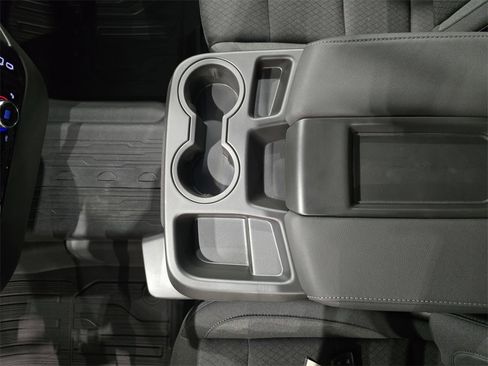 New 2026 GMC Sierra 1500 SLE image 25