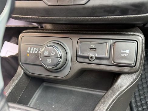 Used 2023 Jeep Renegade Trailhawk w/ Sun/Sound Group AWD/4WD image 19