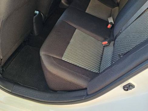 Used 2020 Nissan Versa S FWD image 29