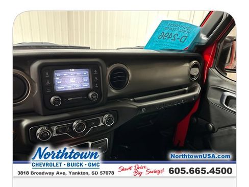 Used 2018 Jeep Wrangler Unlimited Sport AWD/4WD image 17