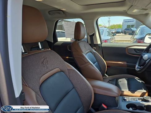 Certified 2025 Ford Bronco Sport Outer Banks w/ Outer Banks Tech Package+ AWD/4WD image 22